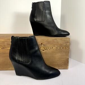 Sam Edelman Wedge Ankle Boots Leather Women's Size 8.5 Gillian Sleek Chic Classy